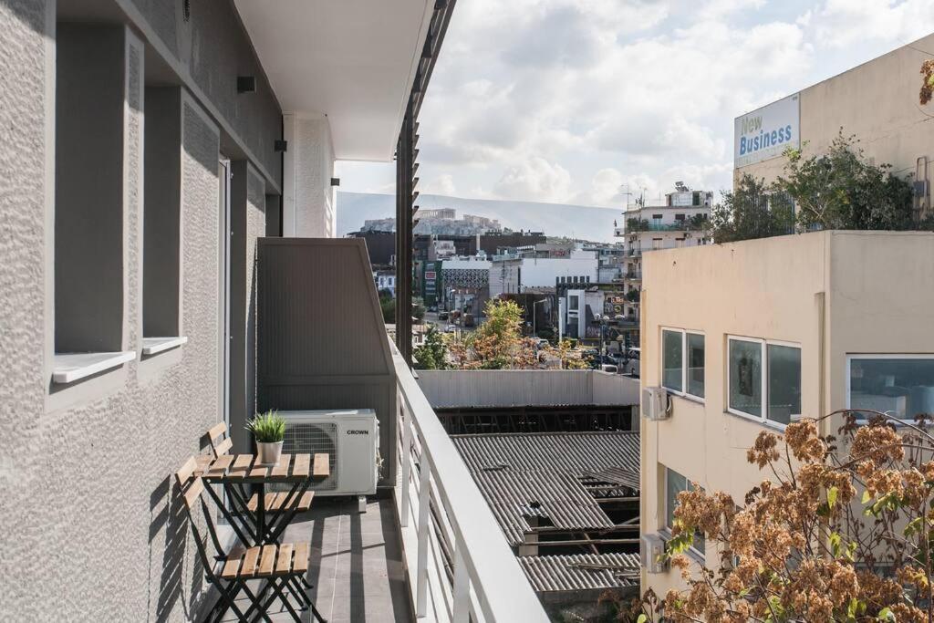 Apartment In Keramikos, Athen Exterior foto